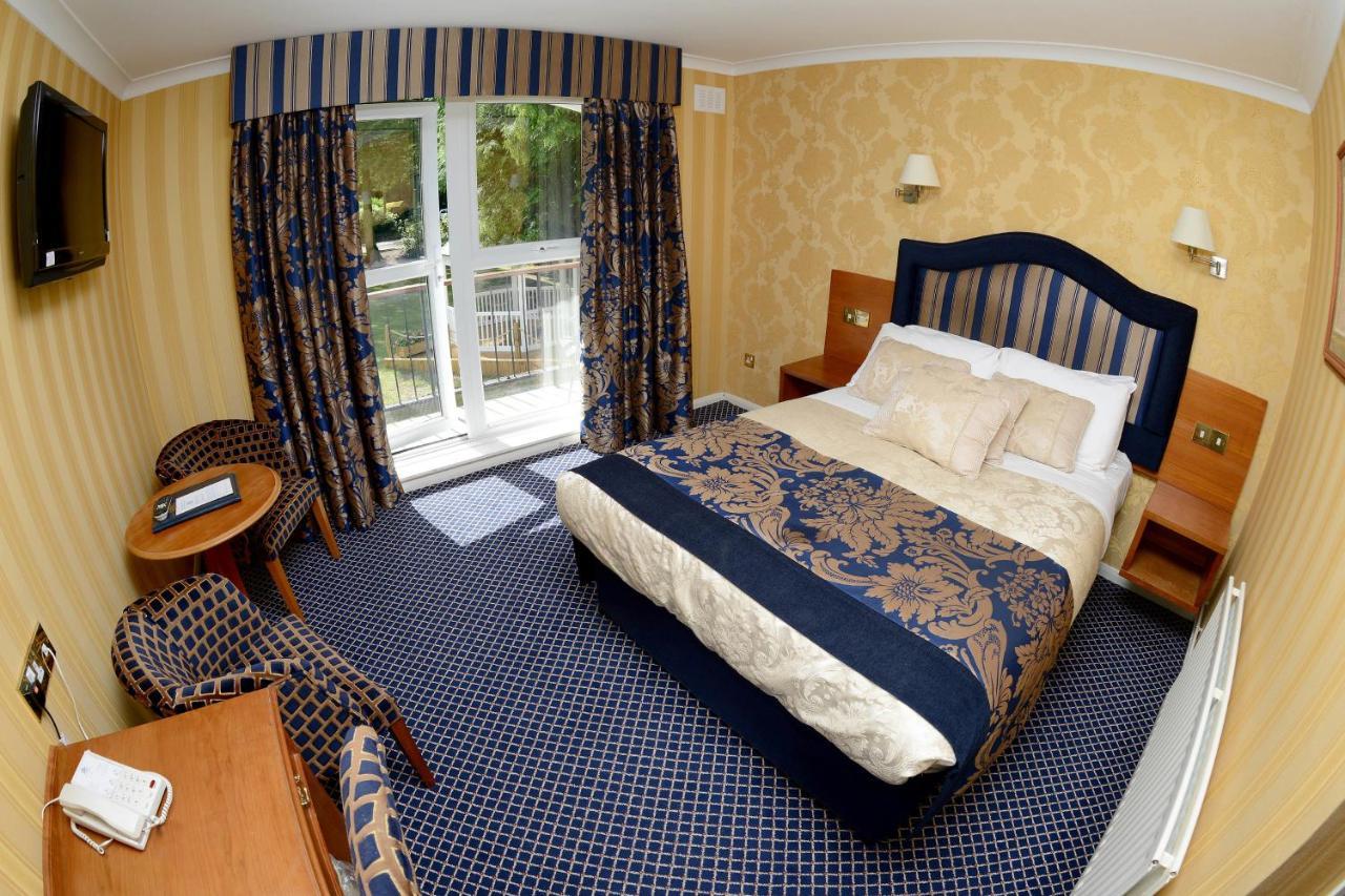 Buckatree Hall By Hamlet Hotels Telford Room photo